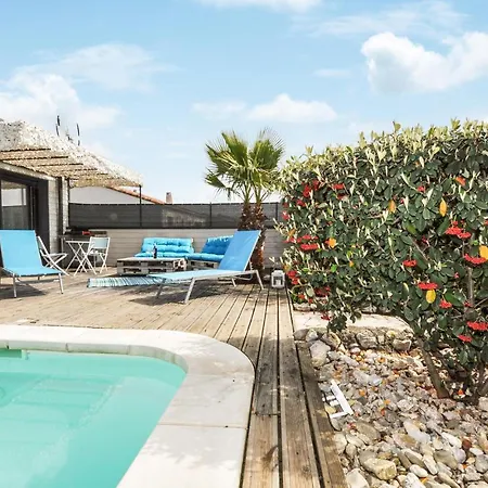 Amazing In Saint-Marcel-sur-Aude